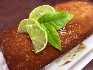 Cake au citron vert,gâteau de voyage, au rhum, fait à Hyères