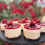 Entremets sésame noir, miel de lavande, citron