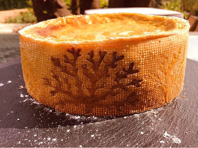 Flan pâtissier aux fruits de la passion/mangue, vanille et rhum hyeres