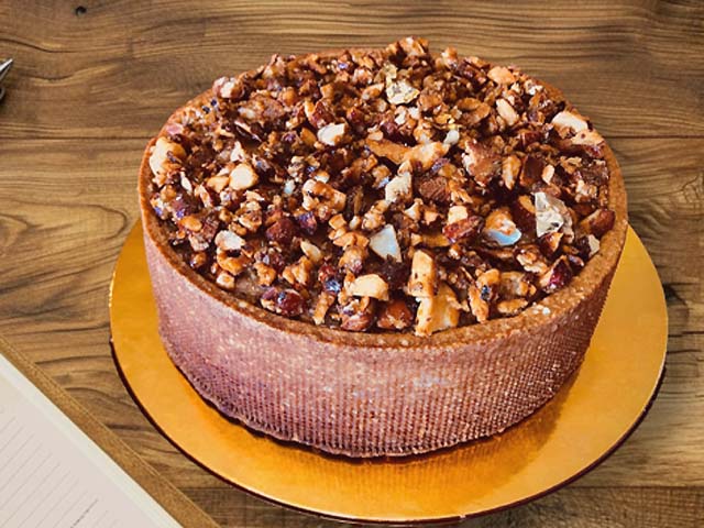 Flan praliné, noisettes/amandes, pâte sucrée