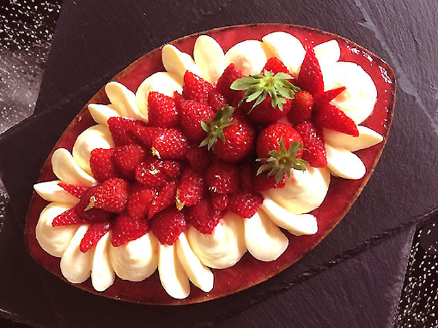 Tarte calisson fraises, citron,présentée à l'émission de M6 : Ma recette est la meilleure de France avec Lignac