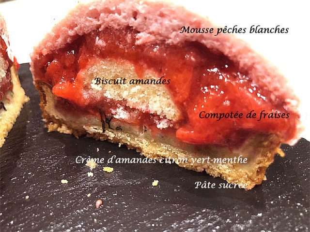 Tartelettes à la fraise et citron vert, crème d’amande mentholée, mousse de pêches de vigne et biscuit moelleux caché