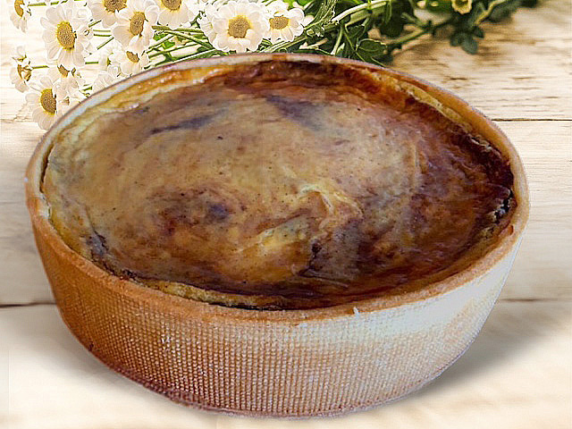 Flan pâtissier marbré à la vanille et chocolat fève de tonka, sur une pâte sucrée à la vergeoise