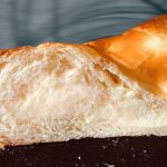 Gâteau d’anniversaire aux fraises, mangue & fruits de la passion