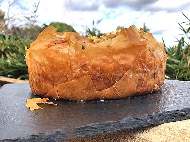 Cheesecake façon baklava crémeux aux pistaches et amandes